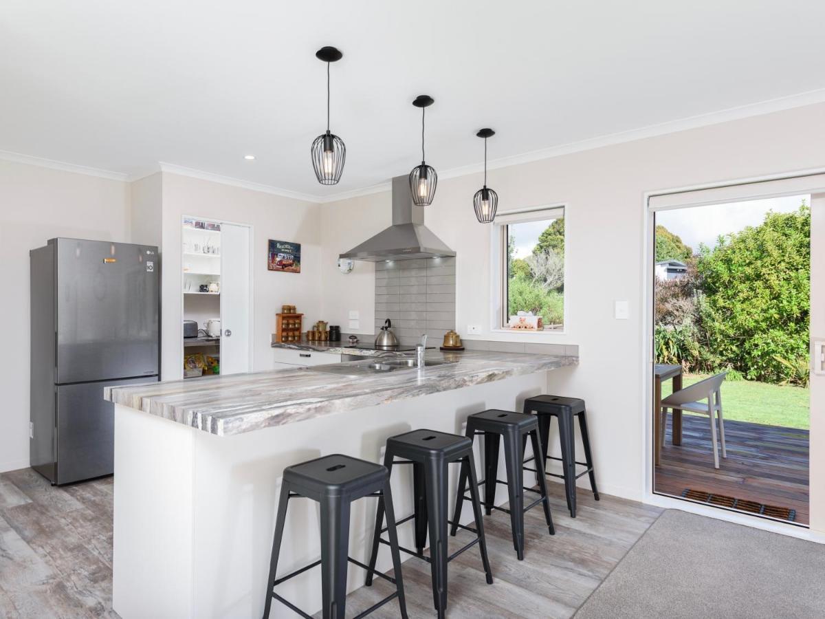 Modern Beach Break - Waihi Beach Holiday Home Ngoại thất bức ảnh